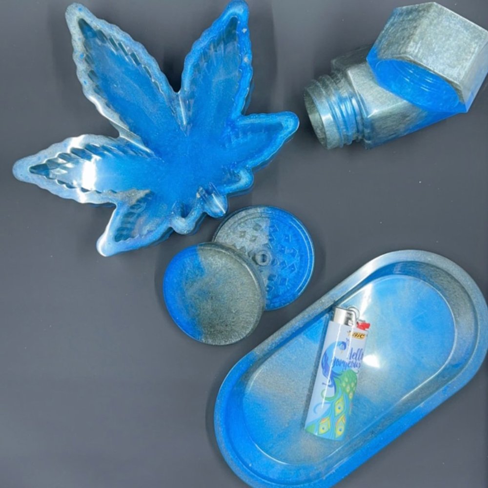 Customizable Smoke Kits - Picture 2 of 3